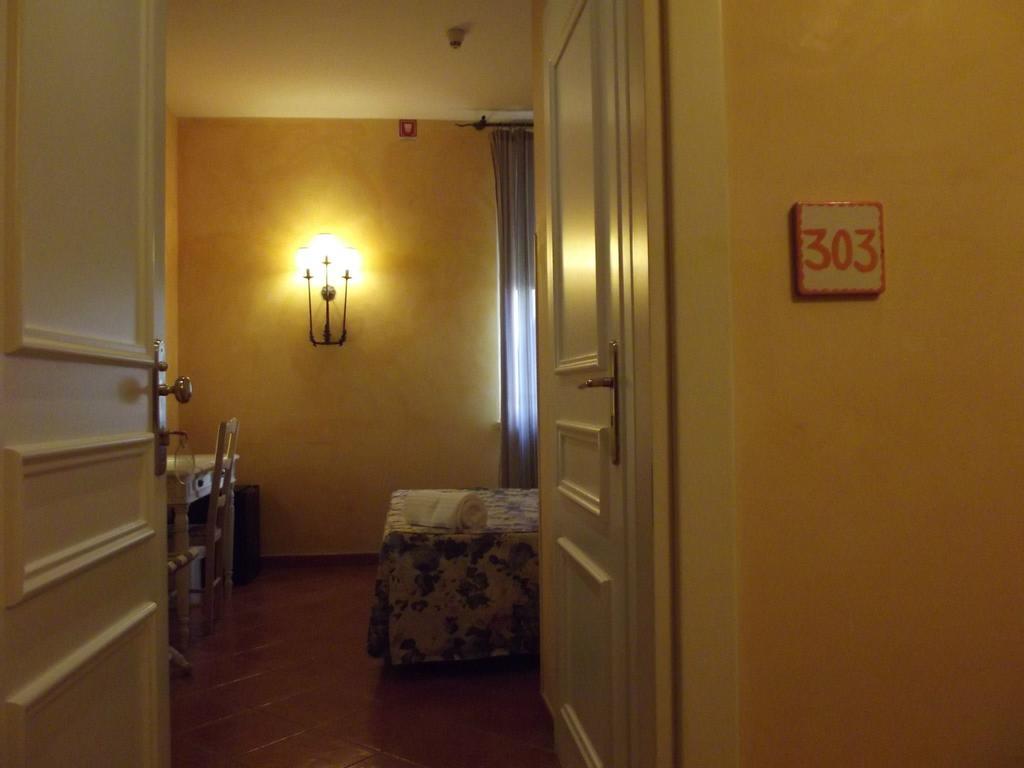 Acos Marsala City Hotel Chambre photo
